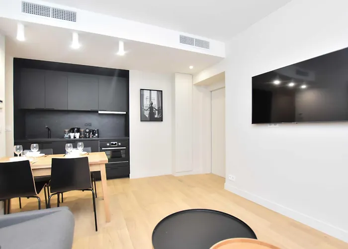 Appartement Peaceful - 2br-6p - Trocadero *